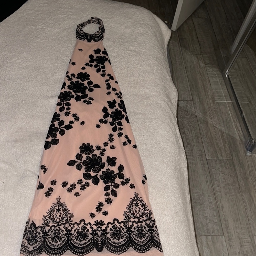 MISSGUIDED open back, halter dress